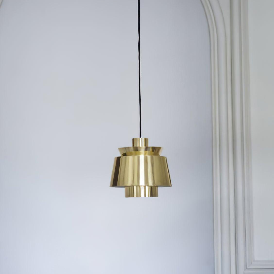 Závěsná lampa AsteriaGlow Elegantní hvězdné stropní svítidlo | Lersk