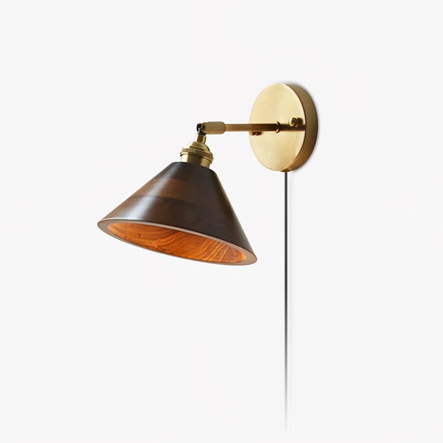 Aureo Vintage-Style Wood Wall Lamp with Pull Chain Switch | Lersk