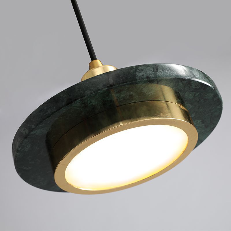 Lampada a sospensione in marmo dallo stile moderno ed elegante per interni | Lersk