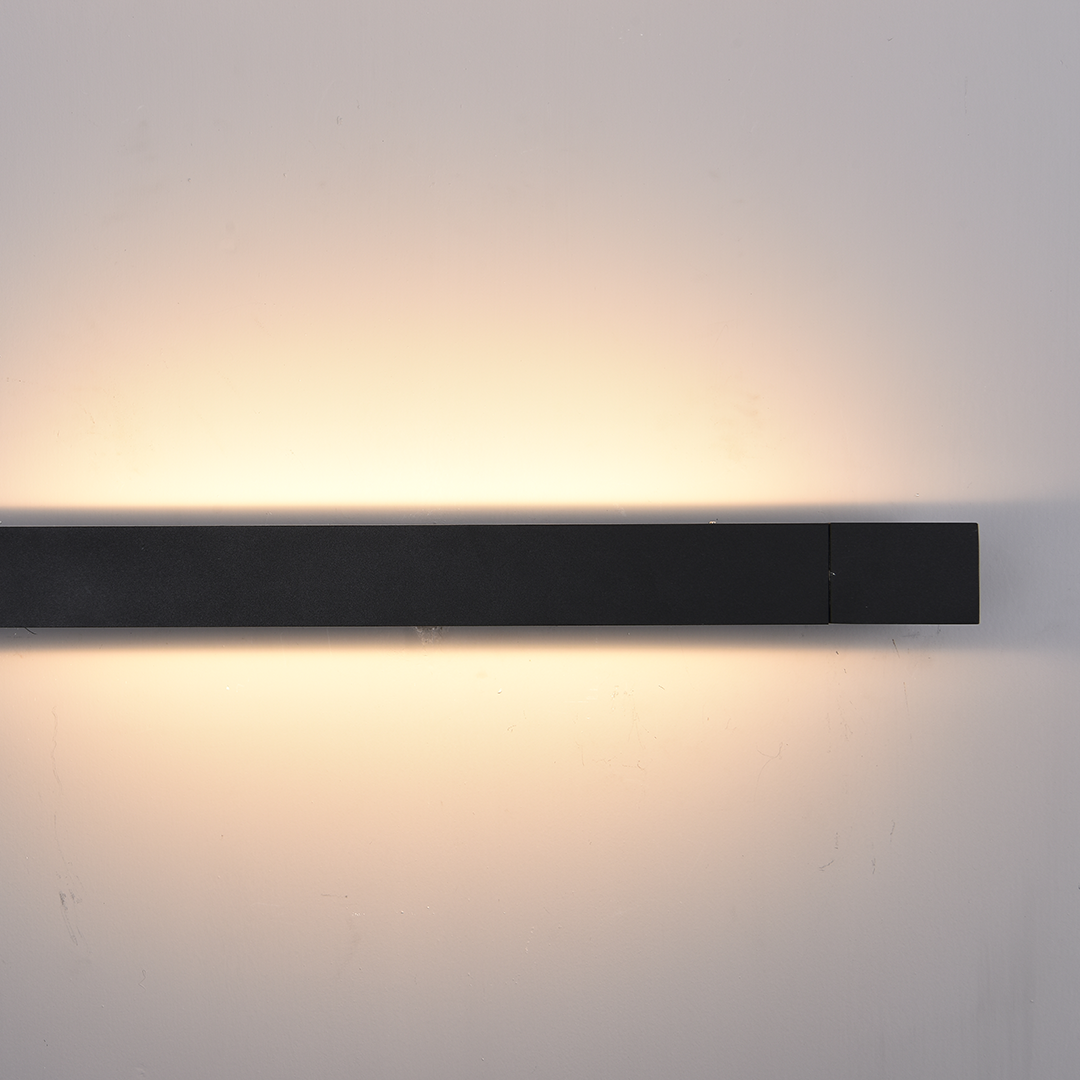AeroLuma otočná LED nástěnná lampa | 340° nastavitelný světelný kužel | Lersk