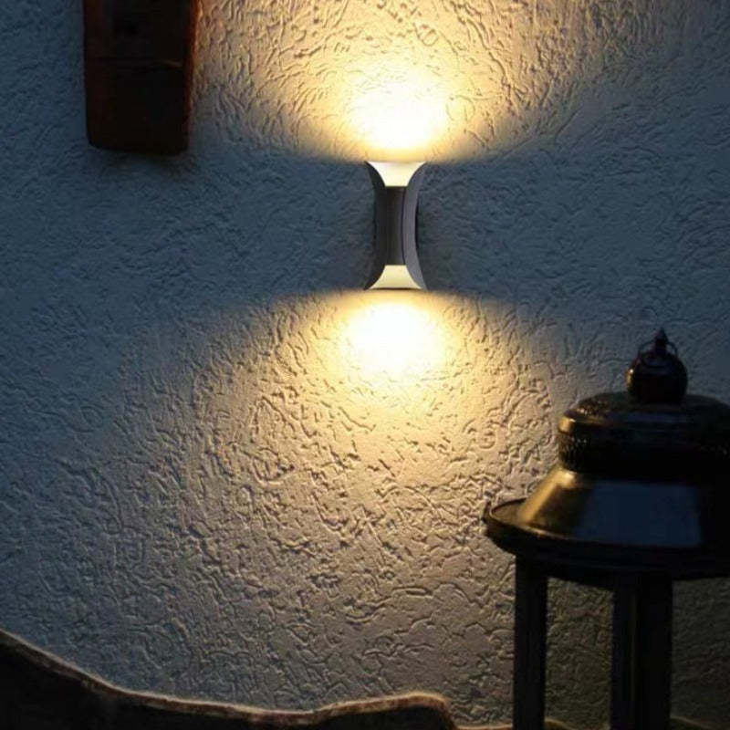Arcora Curve Outdoor Wall Light LED IP65 Hardwired | Lersk