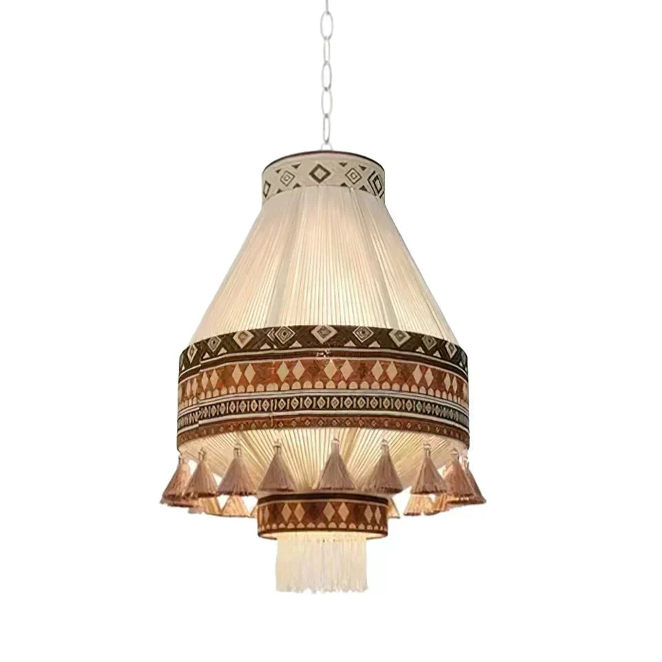 Závěsná lampa Astraea Boho s třásněmi a geometrickým vzorem | Lersk