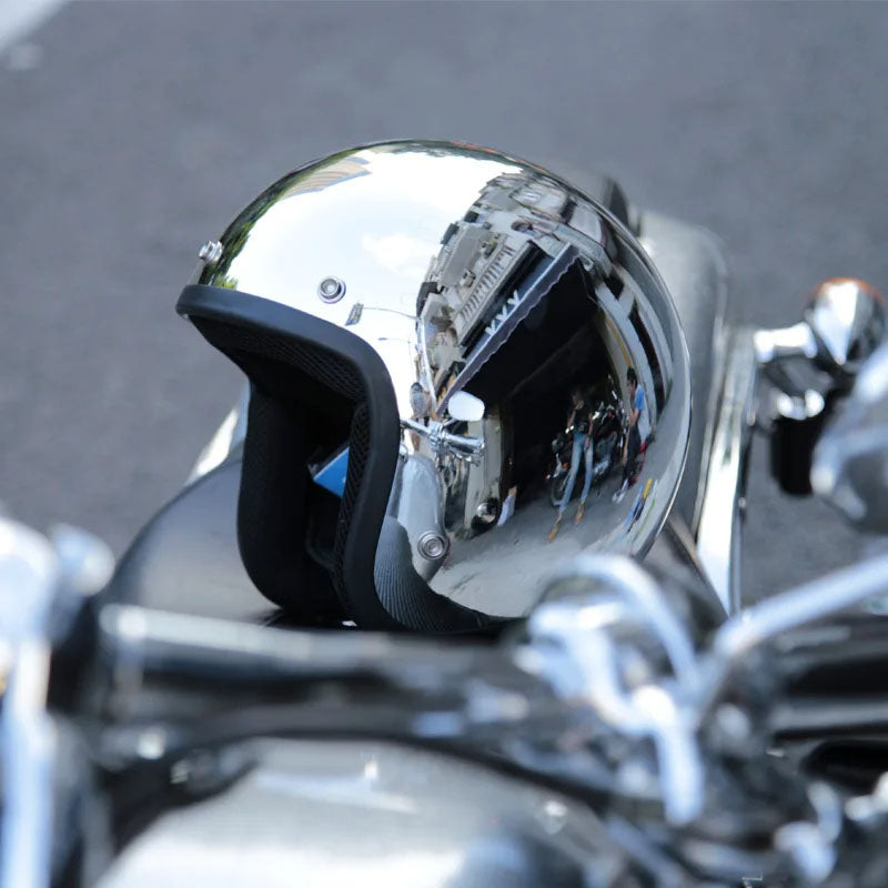 AstraVale Retro stříbrná tříčtvrteční helma s certifikací DOT a ECE | Lersk