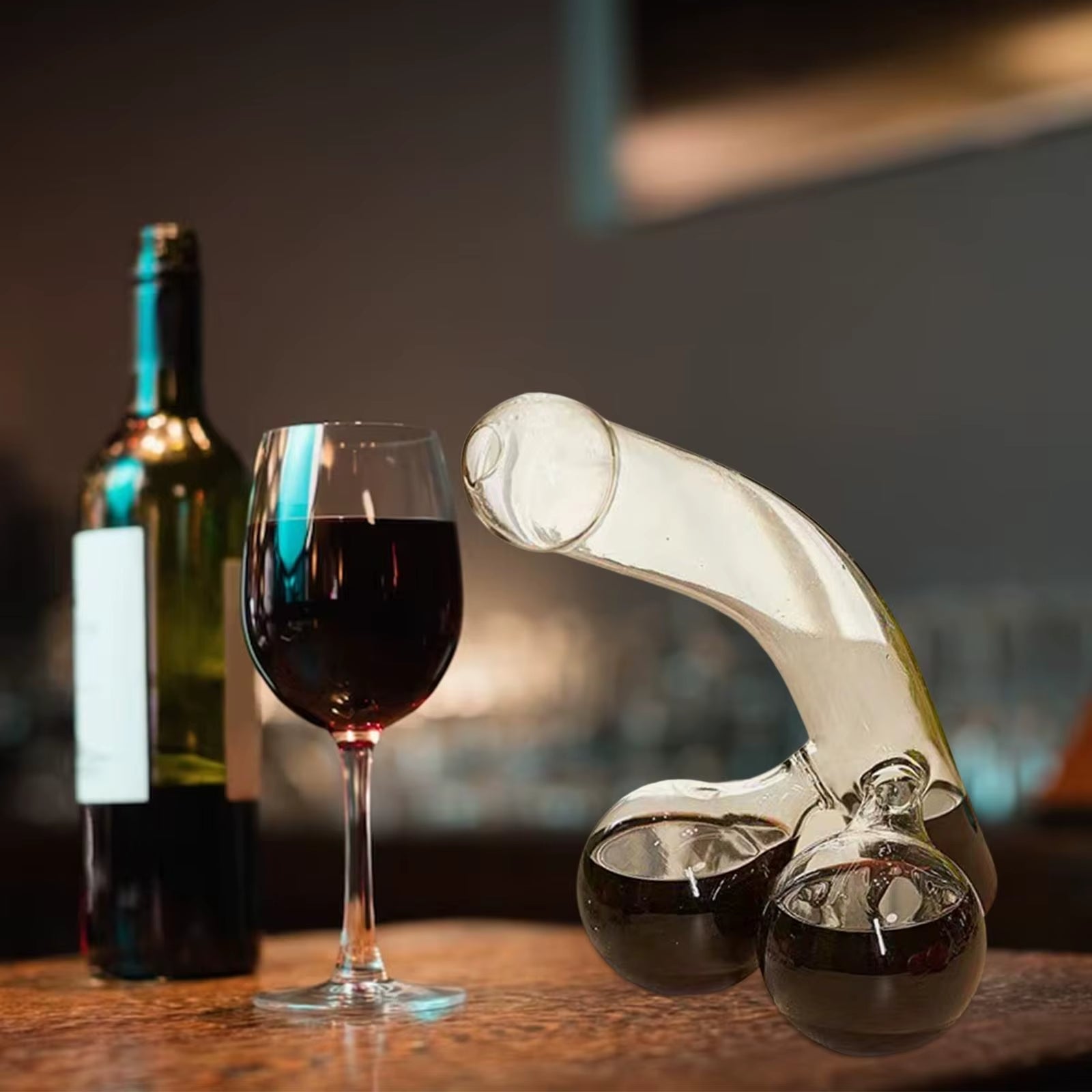 Playful Curve Decanter Centerpiece For Wine Service And Elegant Tableside Entertaining | Lersk