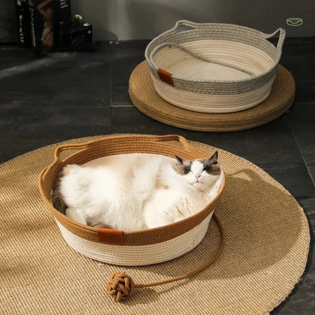 DreamNest handgewebtes Katzenbett aus Baumwollseil für Katzen und Kätzchen von DreamNest Collection | Lersk