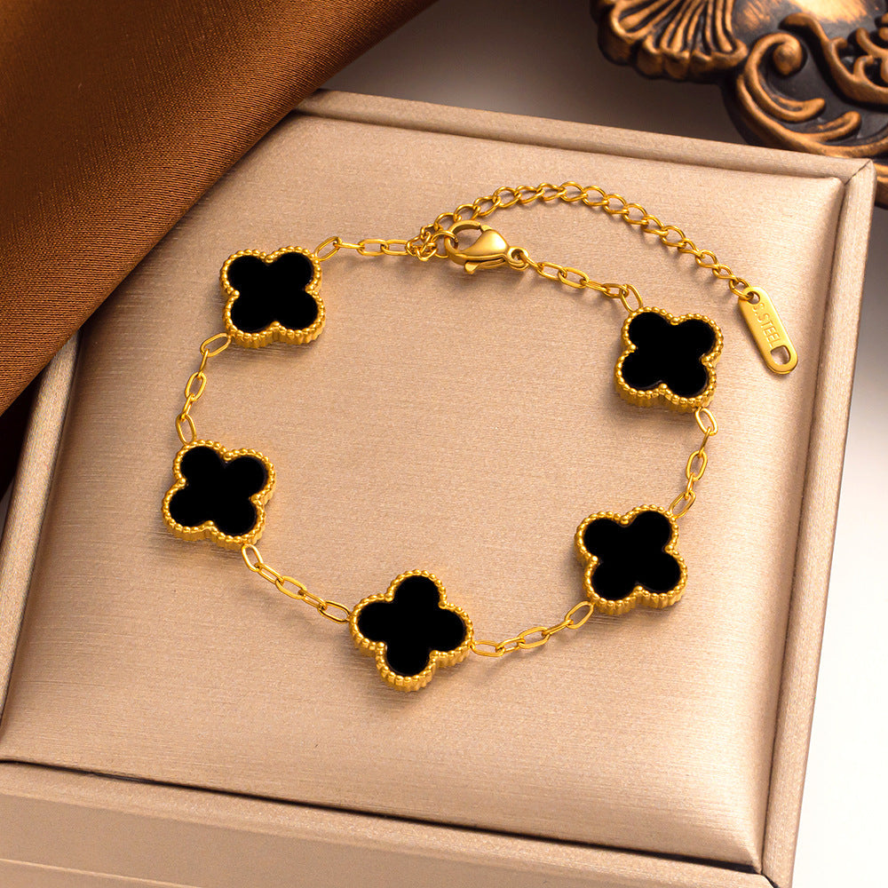 Pulseira Liora Clover com Quatro Charms Florais em Aço Inoxidável Banhado a Ouro 14K | Lersk