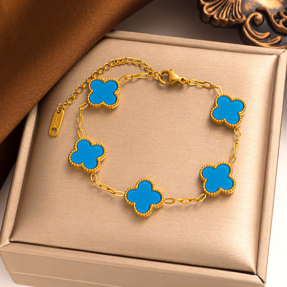 Pulseira Liora Clover com Quatro Charms Florais em Aço Inoxidável Banhado a Ouro 14K | Lersk