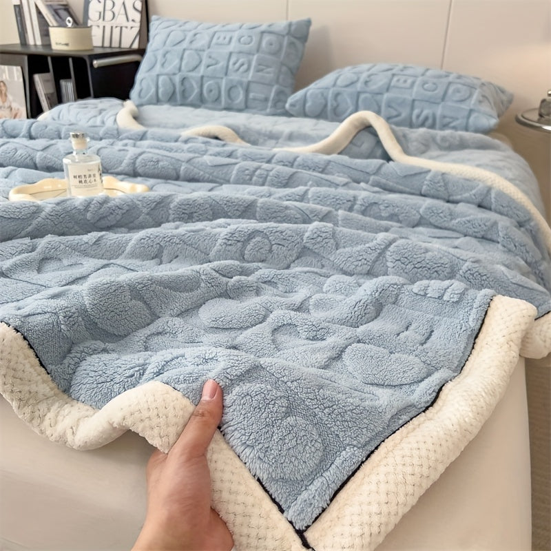 SnugLoom | Fleece Blanket for Warmth and Comfort | Lersk
