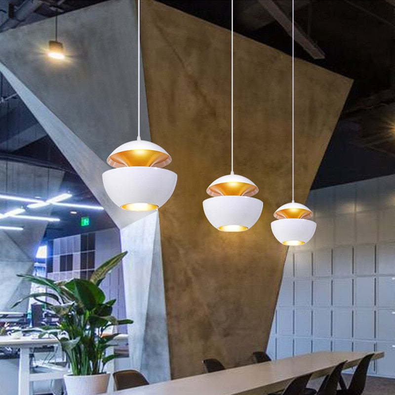 Lampada a sospensione LED Nazifa Modene Design senza tempo in bianco e nero per soggiorni | Lersk