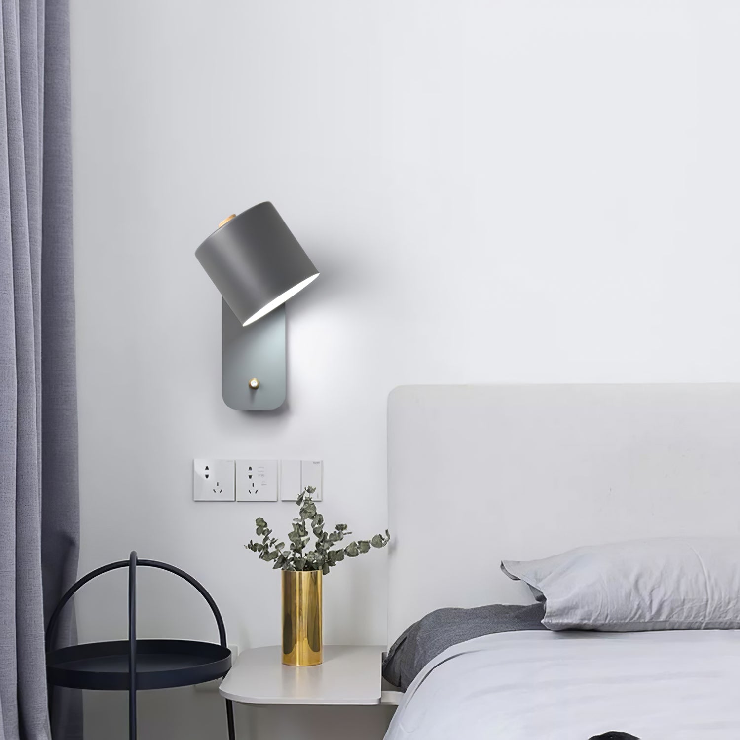 Aurelia Wall Light With Curved Silhouette And Ambient Glow | Lersk