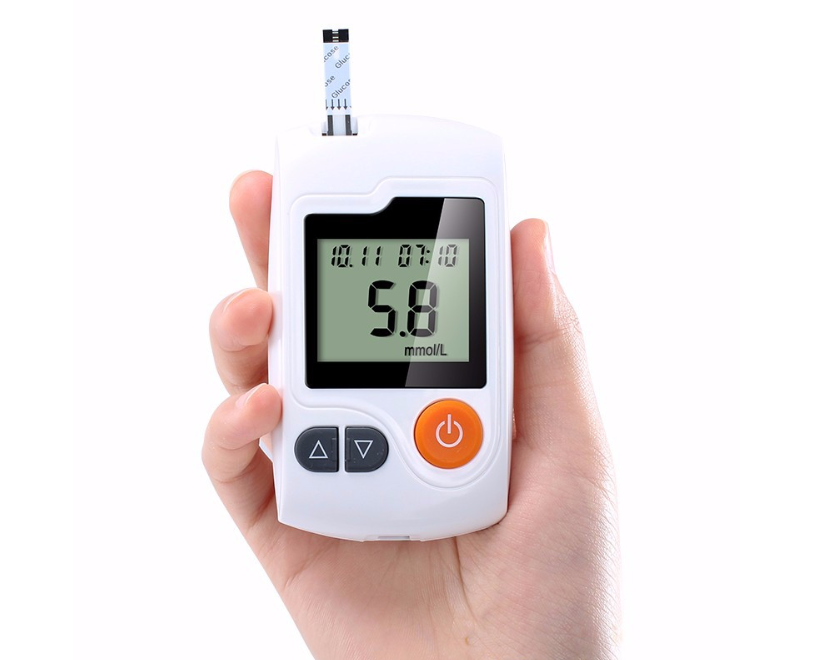 AccuCare Blutzuckermessgerät mit 100 Teststreifen für Zuhause | Lersk