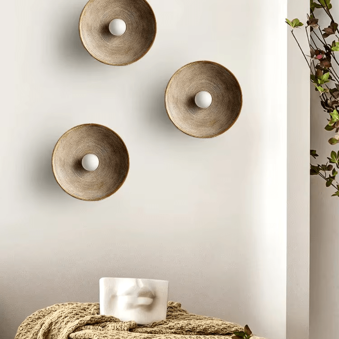 Liora | Kolekce nástěnných lamp | Lersk