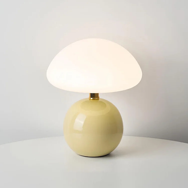 Lampe de table Lyvara Cream Mushroom en céramique et PVC style Bauhaus | Lersk