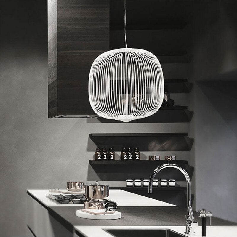 Lampada a sospensione AeroSpire con diffusore caleidoscopico | Raggi | Lersk