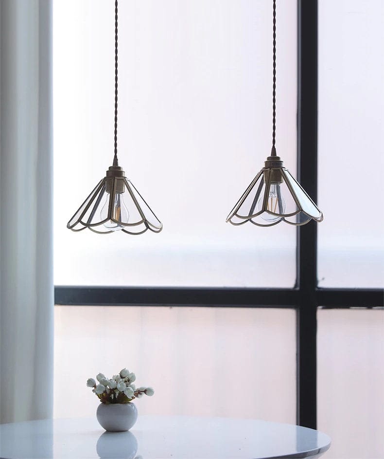 Mirelle Glass Blossom LED-Hängeleuchte mit Messingrahmen, Vintage-Stil, Leuchtmittel inklusive | Lersk