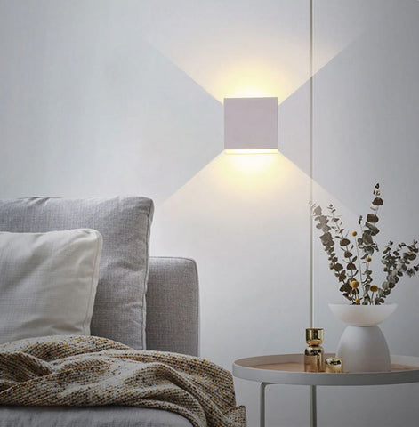 Asterra Nordic LED Væglampe | Moderne Minimalistisk Glød | Lersk