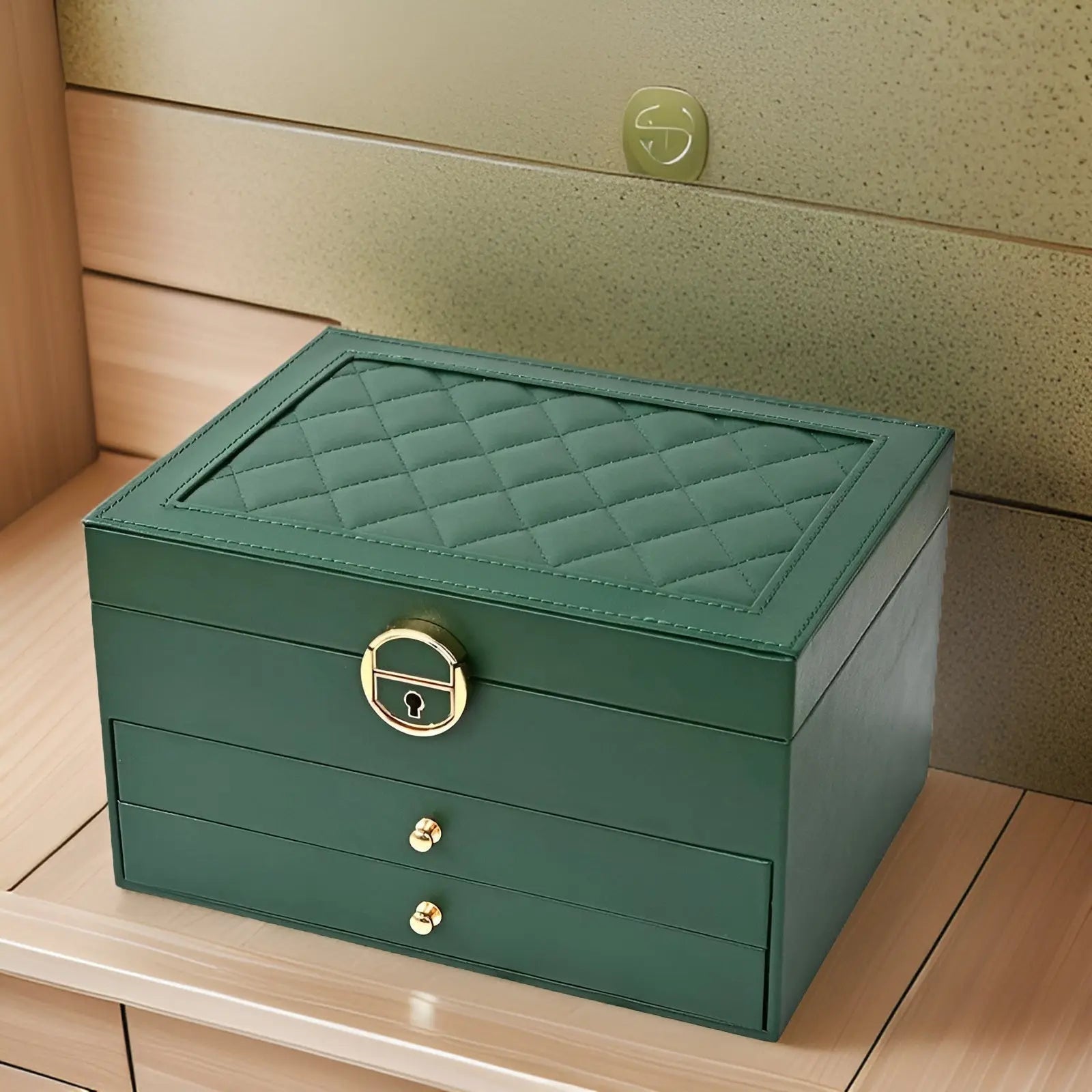 صندوق مجوهرات فاخر متعدد الطبقات من EleganceBox من حلول تخزين المجوهرات EleganceBox | Lersk