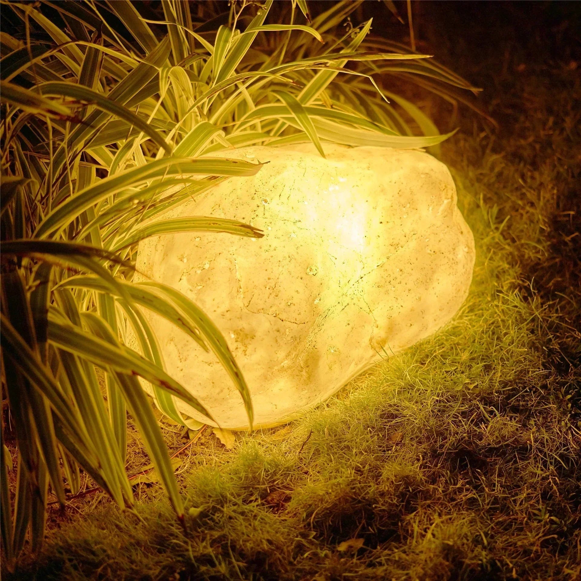 Marlo | Stone-Look Outdoor Light | Lersk