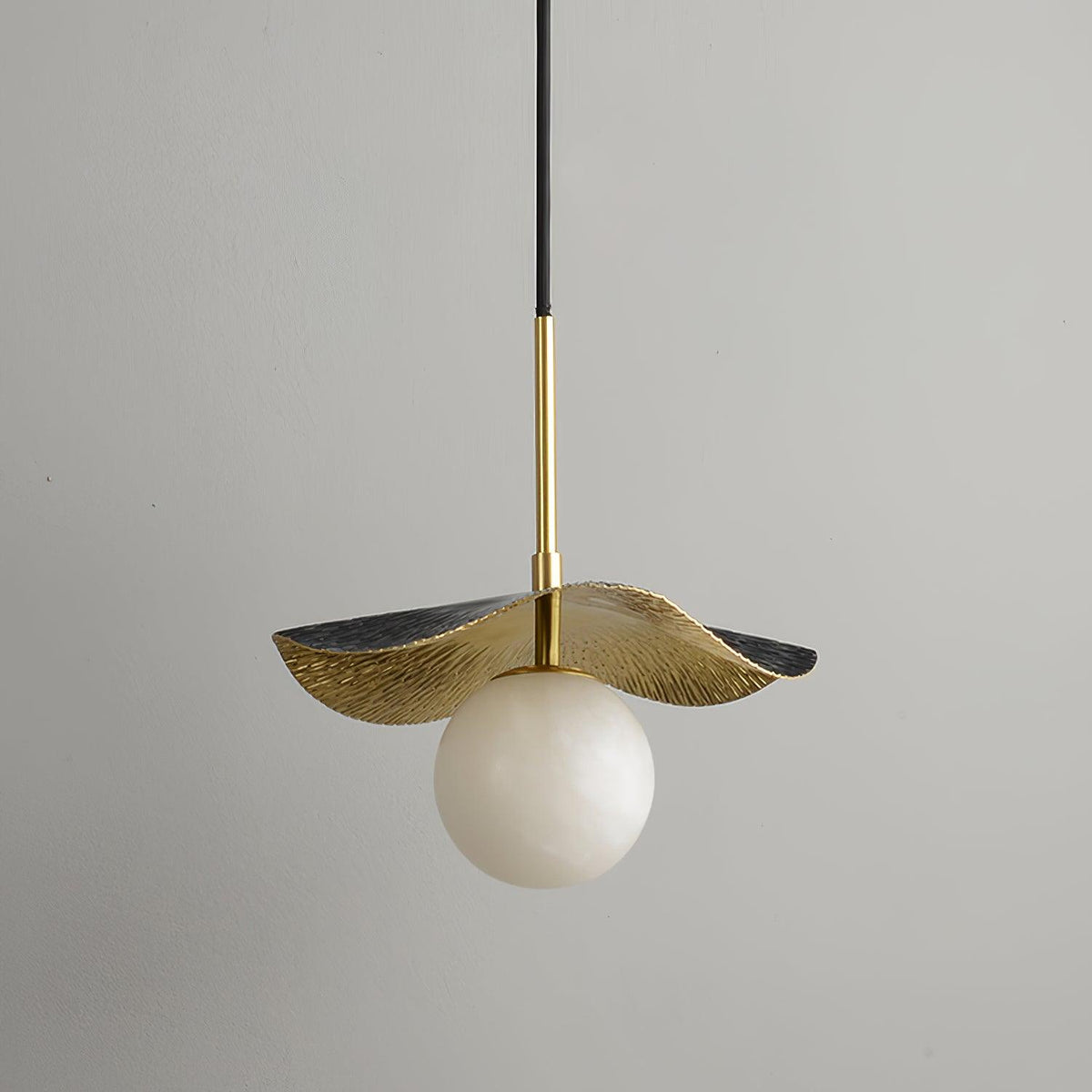 Averin Minimal Modern Ceiling Pendant Light With Slim Silhouette