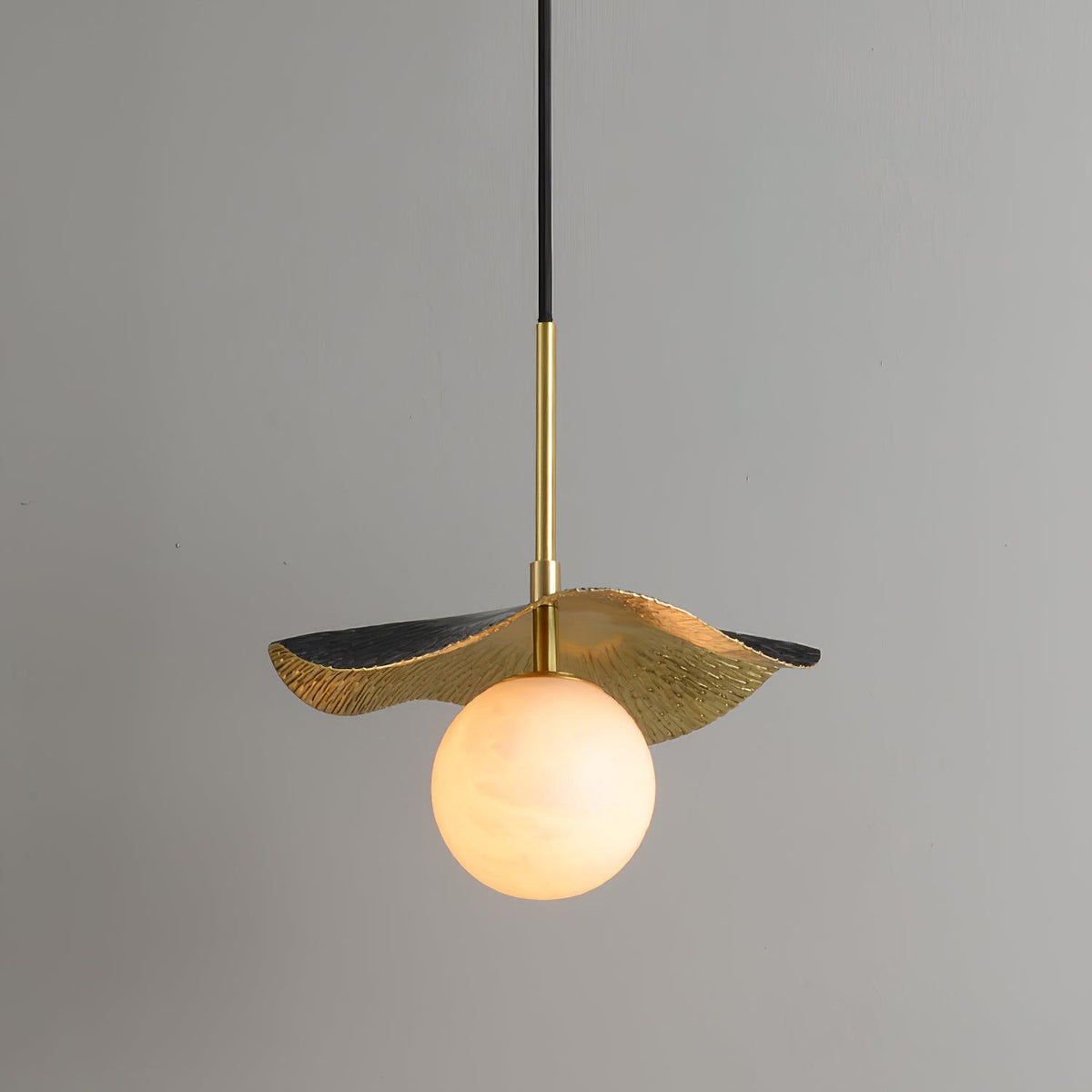 Averin Minimal Modern Ceiling Pendant Light With Slim Silhouette