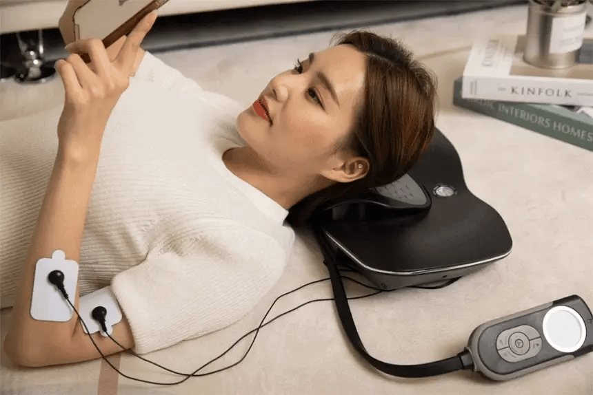 Smart Cervical Traction Device with Heat, EMS, Red Light & Magnetic Comfort for Daily Neck Relief | Lersk