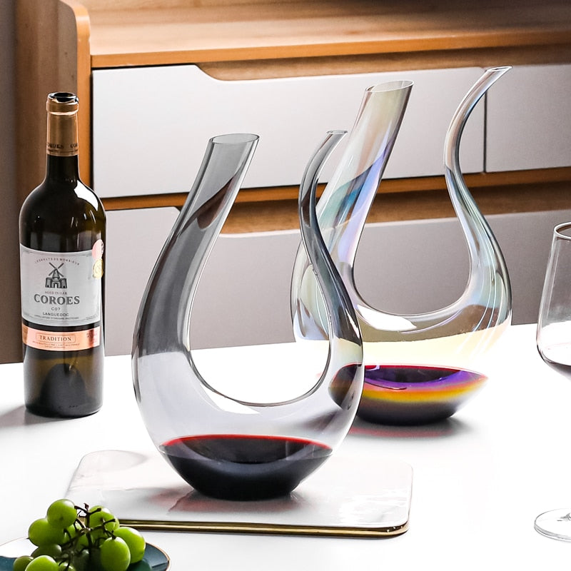 LumenAura Elegant Crystal Glass Wine Decanter for Aeration | Lersk