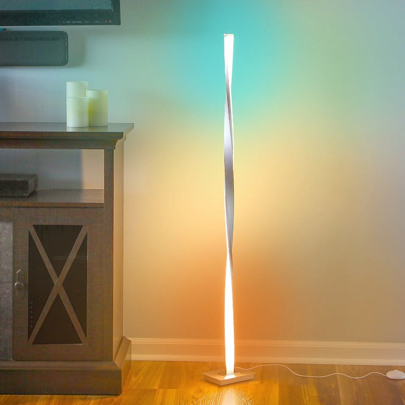 Rivelo | LED Twist Gulvlampe | Lersk