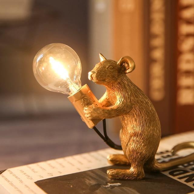 Lâmpada de Secretária LumiMouse Gold Minimalista em Forma de Rato | Lersk