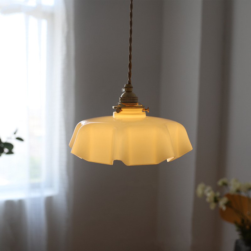 Elowen | Retro závěsné a stropní svítidlo s květinovým sklem | Lersk