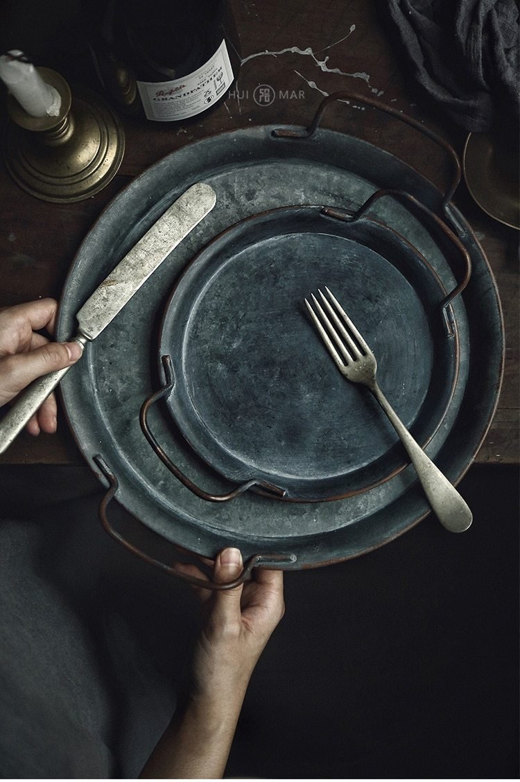 Antik stil håndlavede metal serveringsbakker dekorative