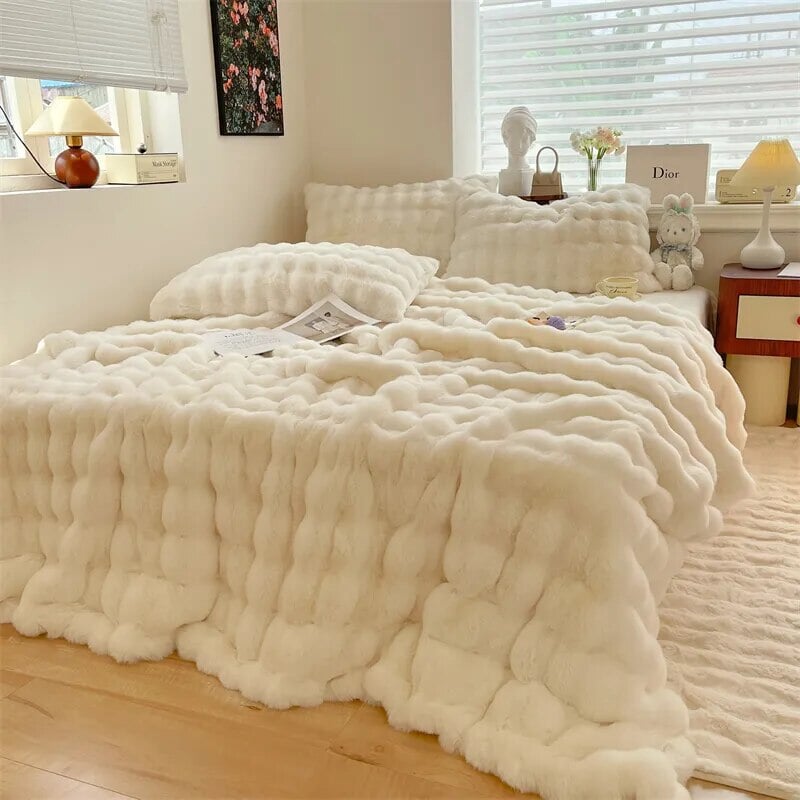 Couverture Bubble Cuddle en peluche ultra douce en fausse fourrure pour des nuits confortables | Lersk