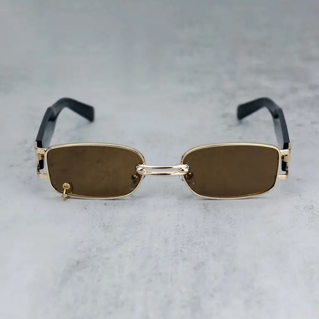 Stealth Maverick od Liora Vale | Lersk