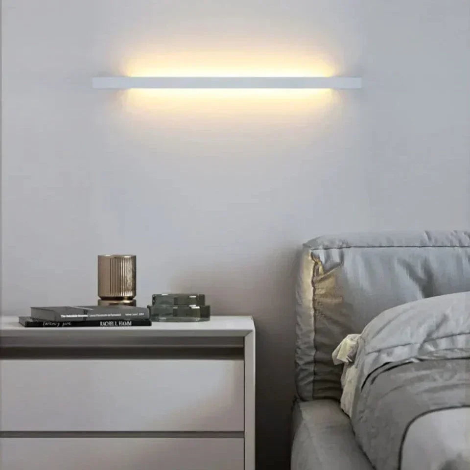 Nexora Slim LED-Wandlampe mit dimmbarem Licht für Wohnzimmer und Schlafzimmer | Lersk