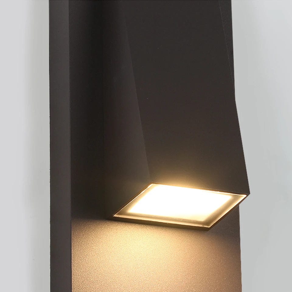 Kirrea Vintage Sort Vandtæt Udendørs LED Væglampe 18W | Lersk