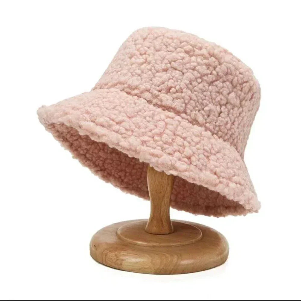 Sombrero tipo bucket Teddy para mujer Livia, cálido, de lana de cordero | Lersk