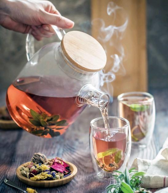Teiera in vetro termico 54oz di Wilmax per amanti del tè, adatta per piano cottura | Lersk