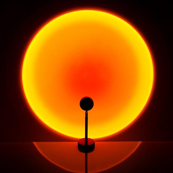 Lampe projecteur LumaVista Sunset avec inclinaison et rotation réglables | Lersk