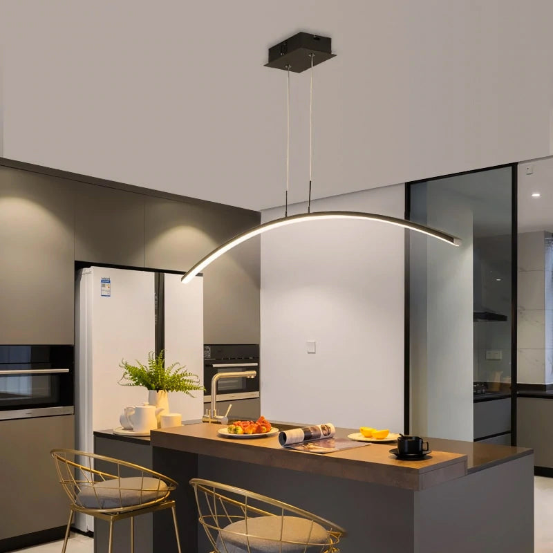 Lampe suspendue Bøye design moderne courbé avec ambiance LED chaude pour décoration intérieure | Lersk