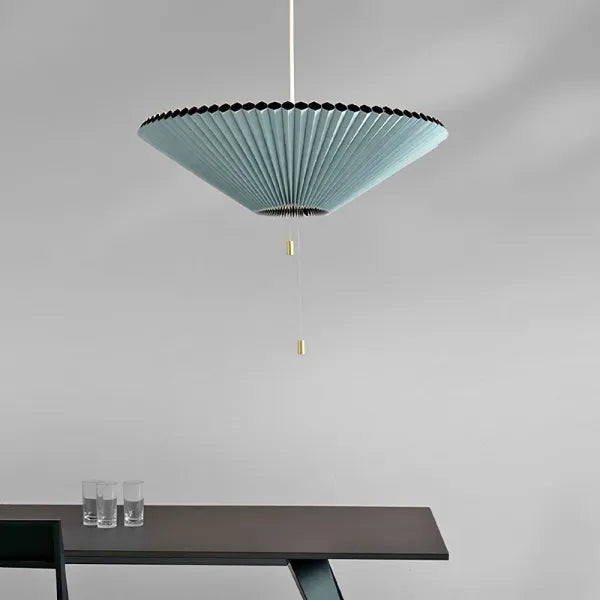LumiraFlex Nastavitelná LED Závěsná Lampa pro Moderní Interiéry | Lersk
