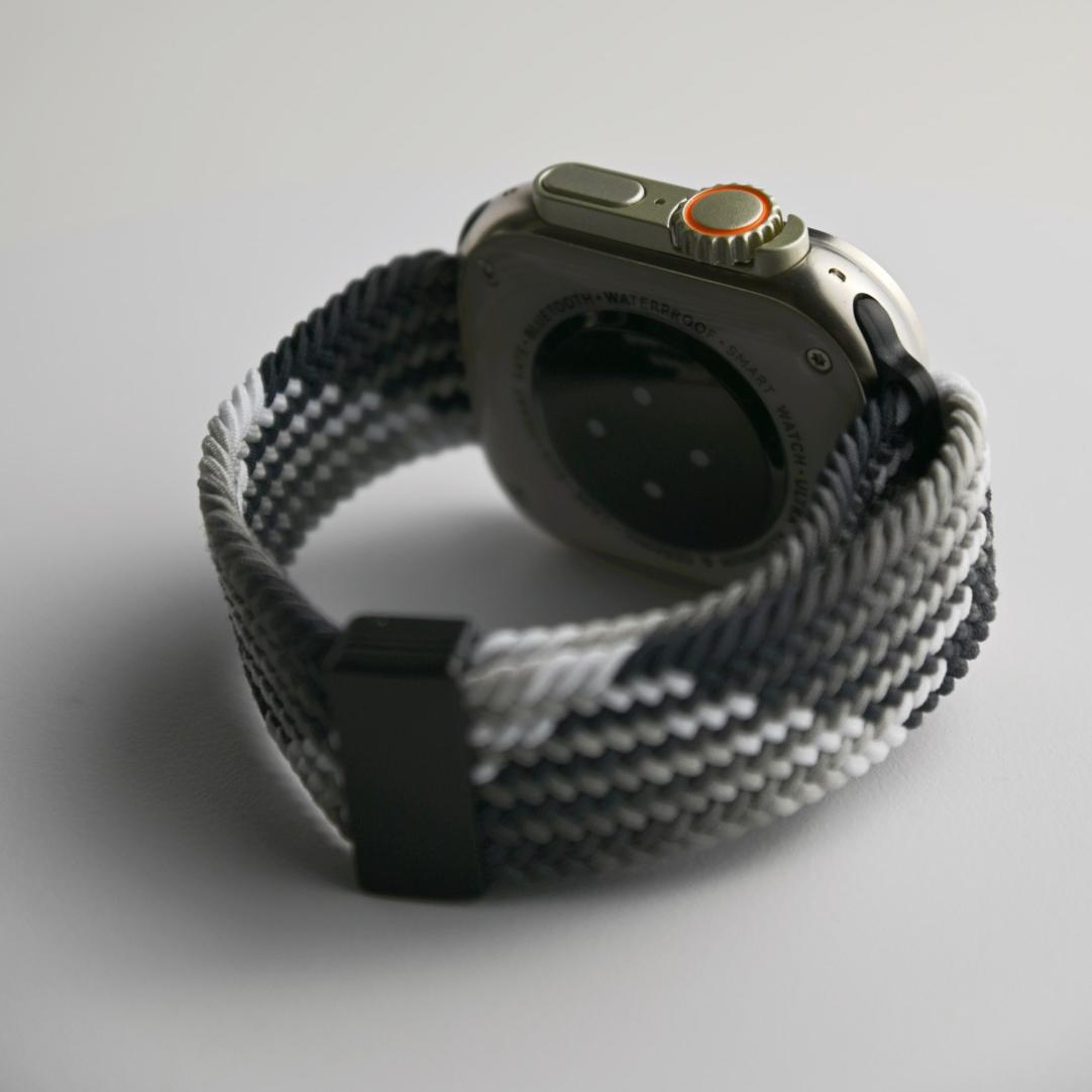 Braided Nylon Loop Featuring Magnetic Closure | Lersk