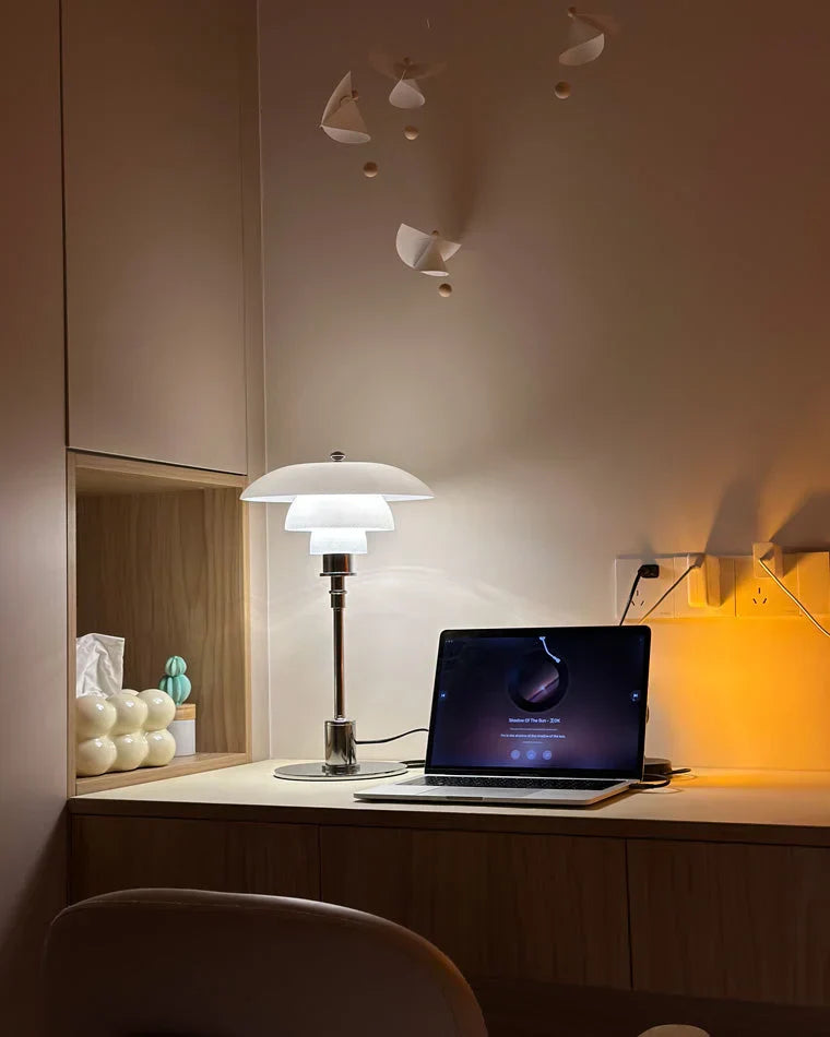 Minimalist Scandinavian Table Lamp for Modern Lighting | Lersk