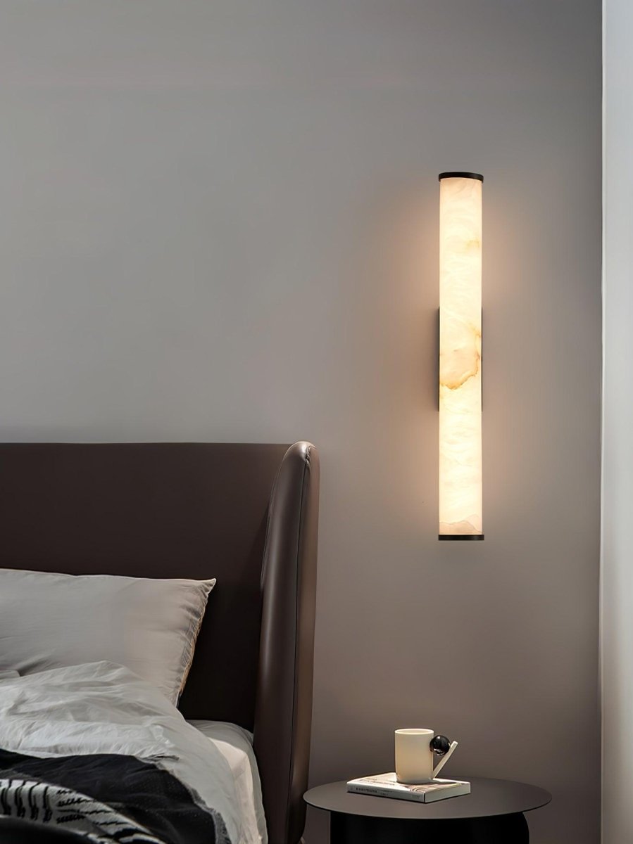 LED-Wandleuchte mit Alabaster-Röhrendesign, 1 Licht | Lersk