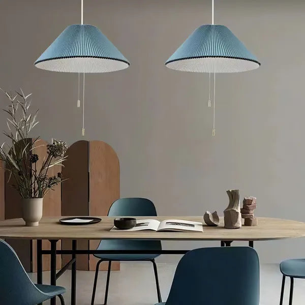 LumiraFlex Nastavitelná LED Závěsná Lampa pro Moderní Interiéry | Lersk