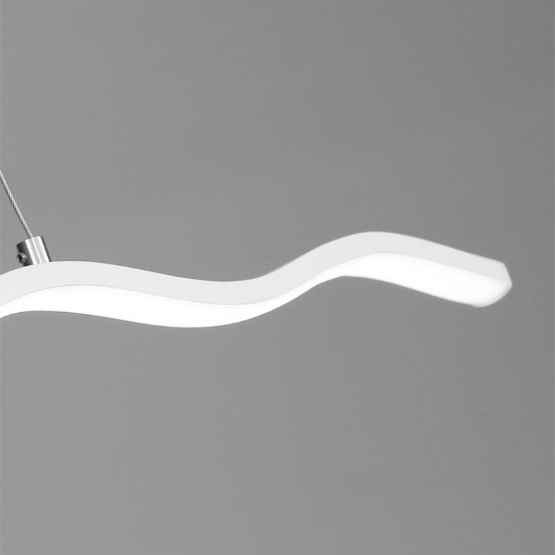 LumiNova závěsné svítidlo moderní LED v černé a bílé | Lersk