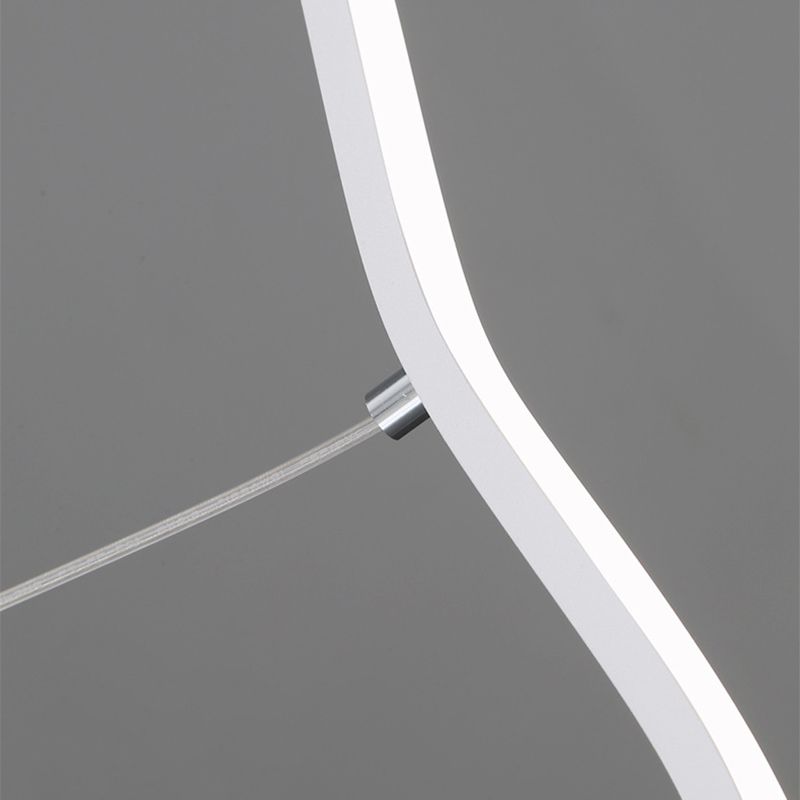 LumiNova závěsné svítidlo moderní LED v černé a bílé | Lersk