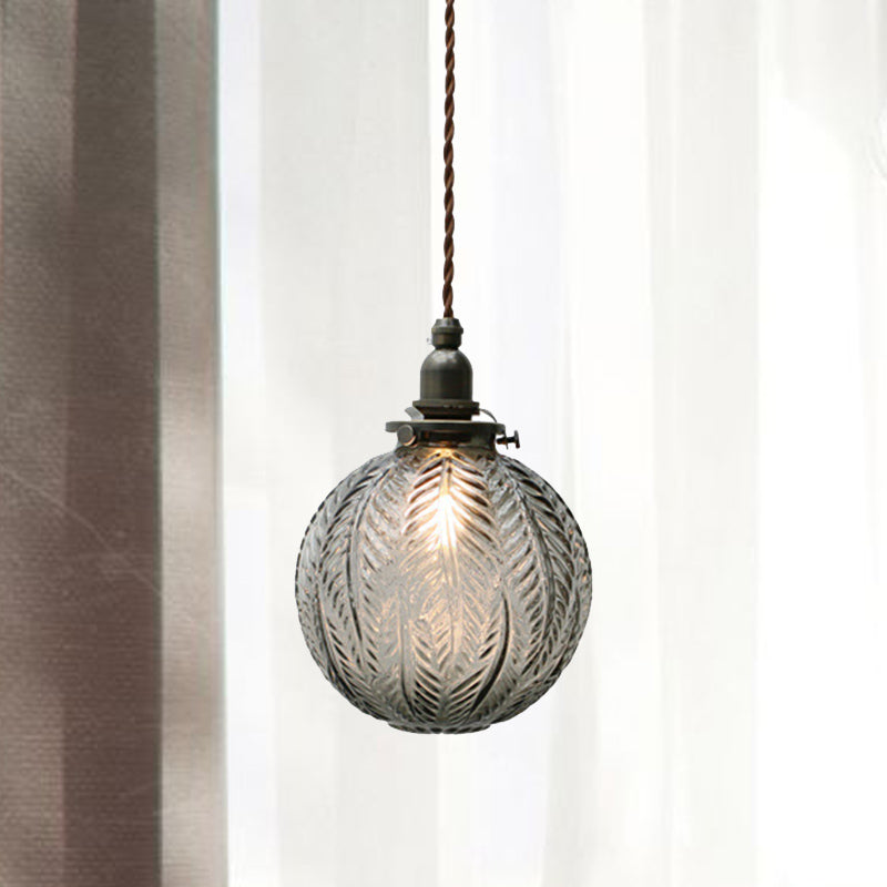 Veridia Heritage Colonial Pendant Lamp With Globe Shade | Lersk
