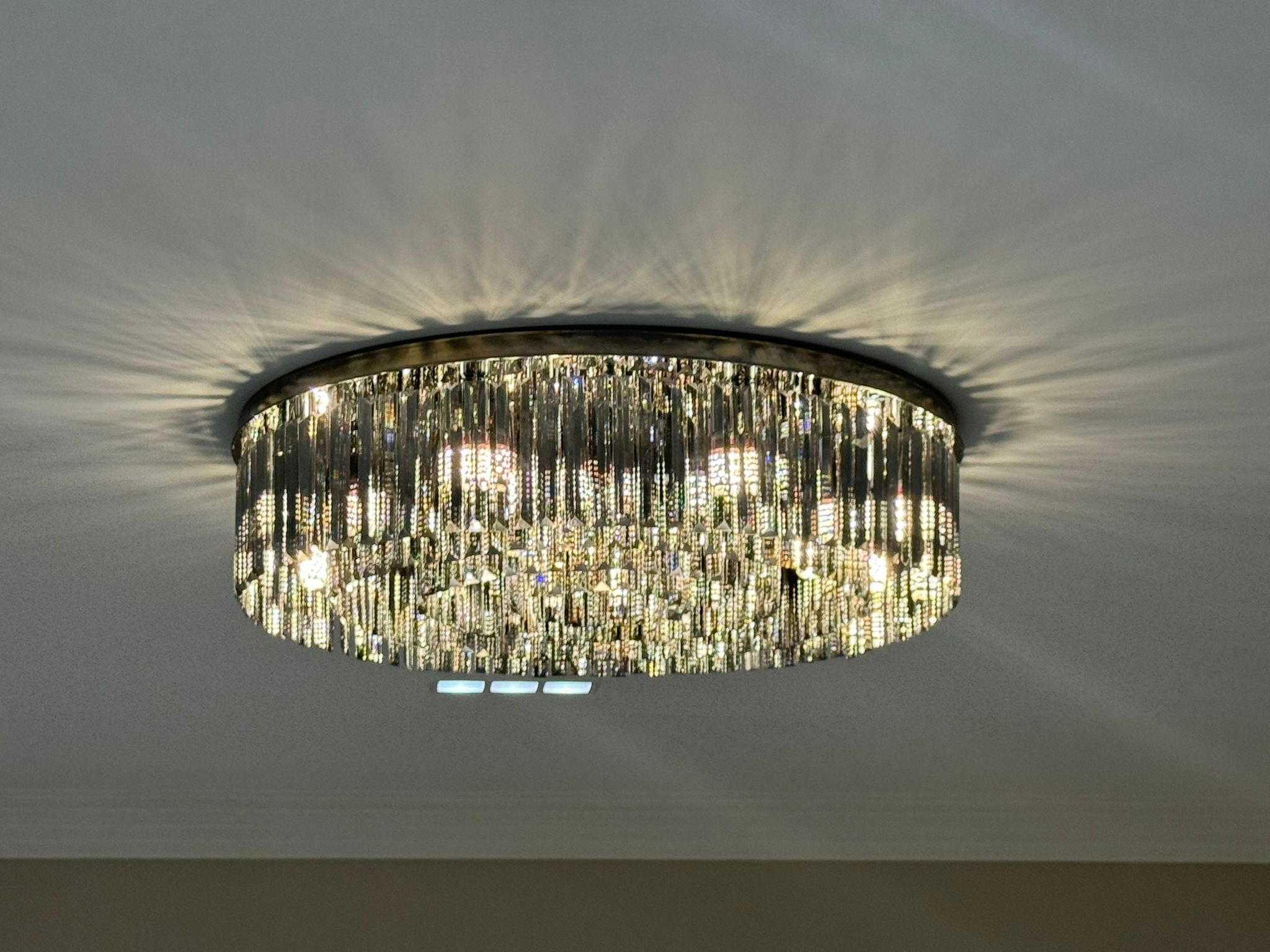 Tavian Chandelier | Lersk