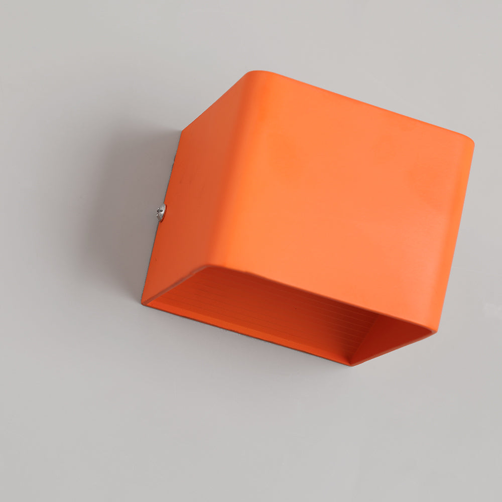 Lampada da parete quadrata moderna Orr per camera da letto Illuminazione elegante | Lersk