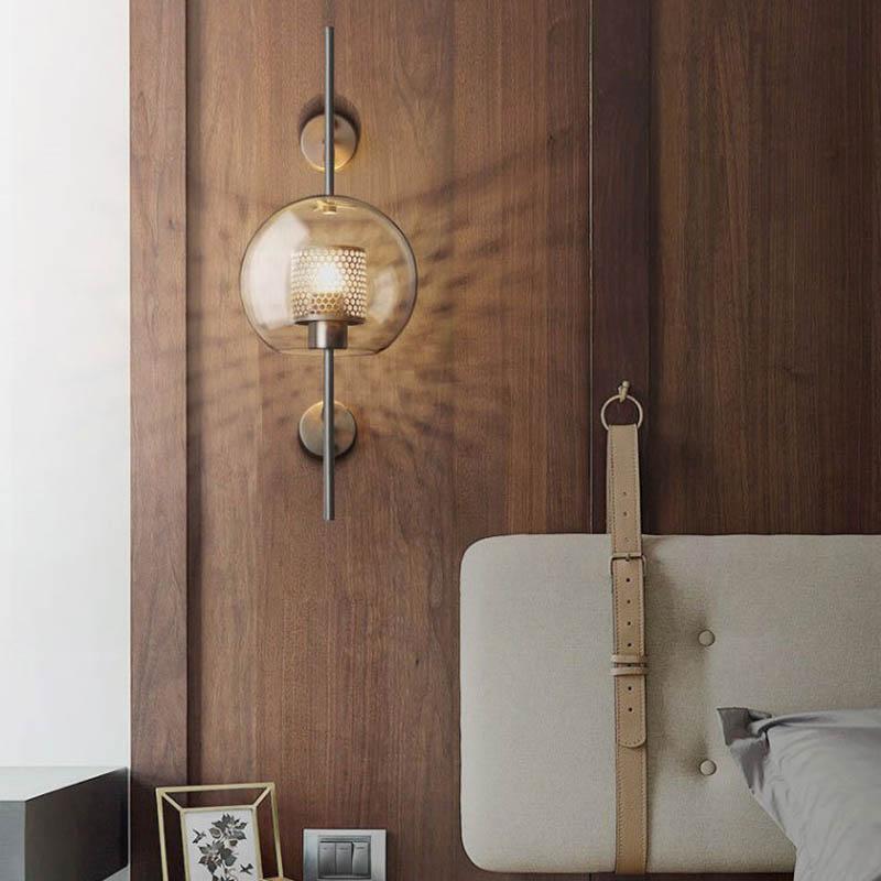 Nástěnná lampa LumaHex Honeycomb Orb s teplým zlatým světlem | Lersk