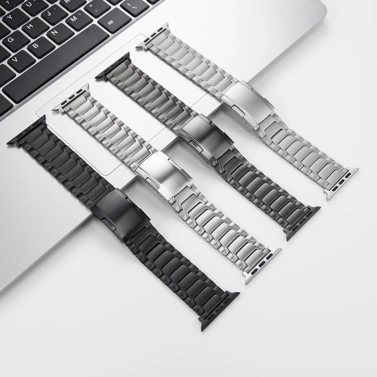 Kirrea Titanium Alloy Strap With Rhombus Pattern | Lersk